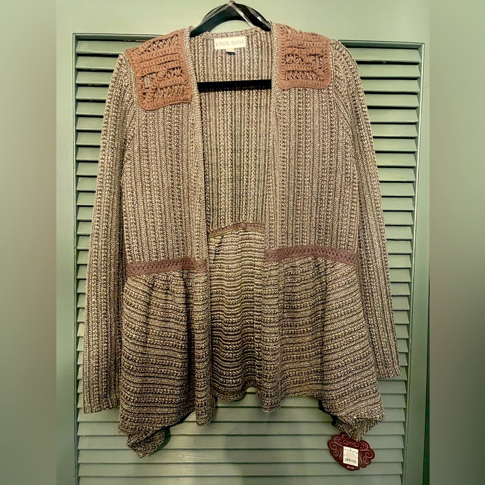 Women’s Taupe Peplum Sweater Size L (Knox Rose)